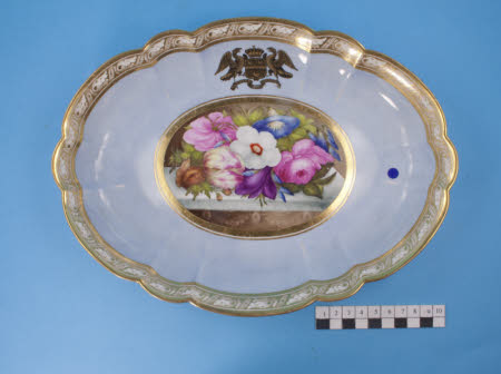 Oval dish