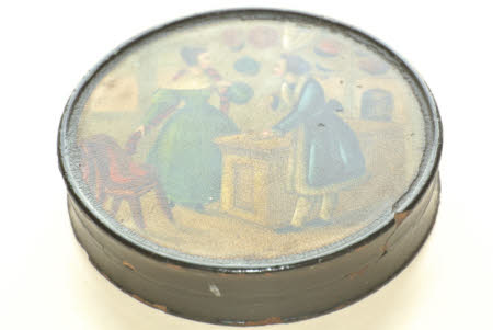 Trinket box