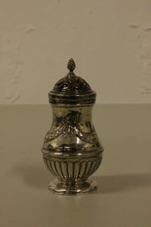 Pepper sifter