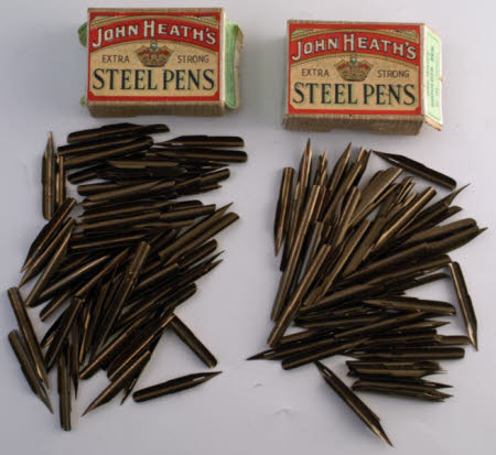 Pen nib box