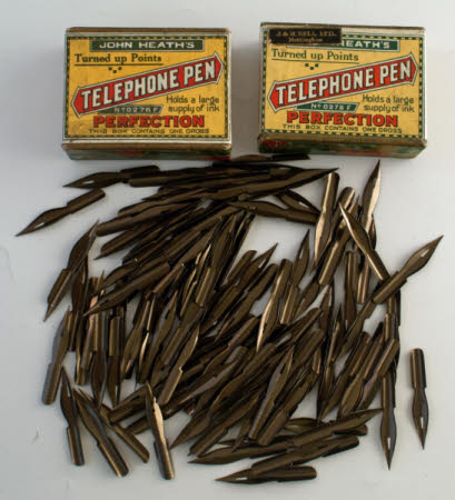Pen nib box