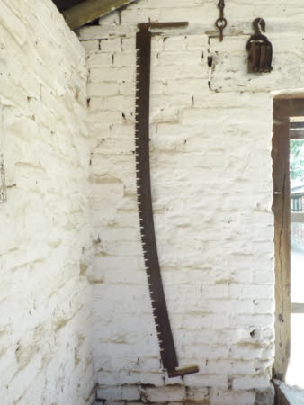 Crosscut saw