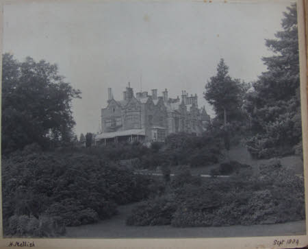 Scotney Castle © National Trust / Scotney Castle House Team