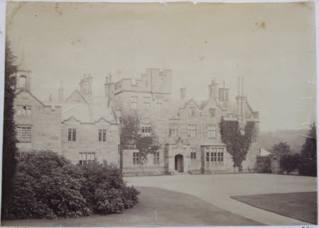 Scotney Castle © National Trust / Scotney Castle House Team