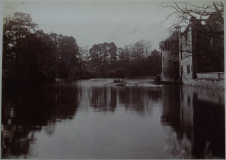 Scotney Castle © National Trust / Scotney Castle House Team