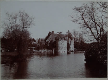 Scotney Castle © National Trust / Scotney Castle House Team