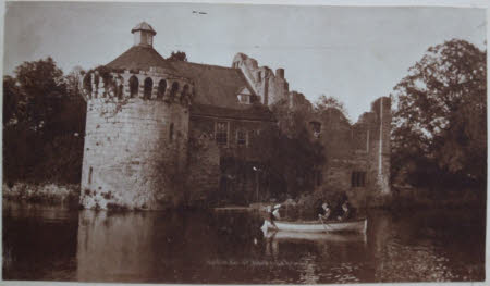 Scotney Castle © National Trust / Scotney Castle House Team