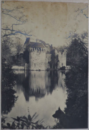 Scotney Castle © National Trust / Scotney Castle House Team