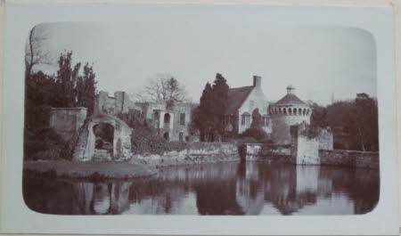 Scotney Castle © National Trust / Scotney Castle House Team