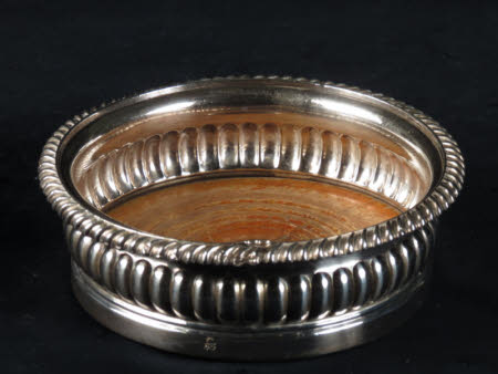 Wine coaster