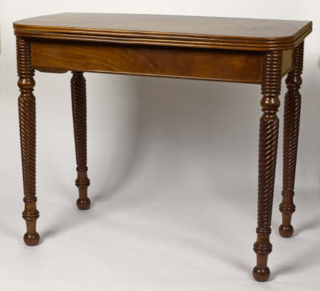 Fold-over tea table
