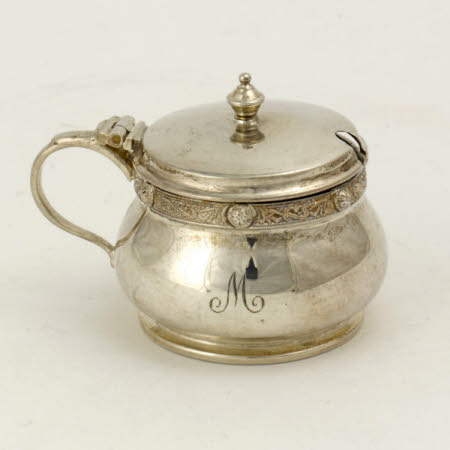 Cruet