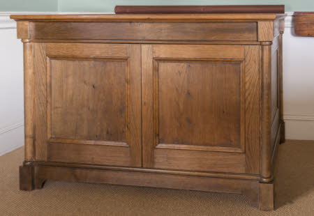 Display cabinet