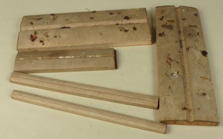 Pin board