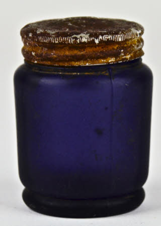 Glass jar