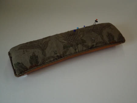 Pin cushion
