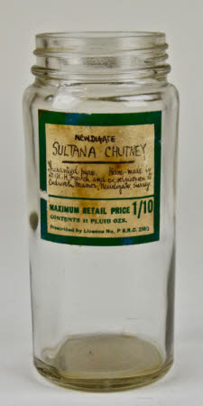 Glass jar
