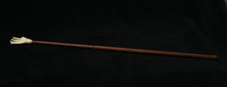 Back scratcher