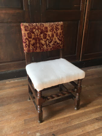 A pair of oak chairs, English, circa 1900