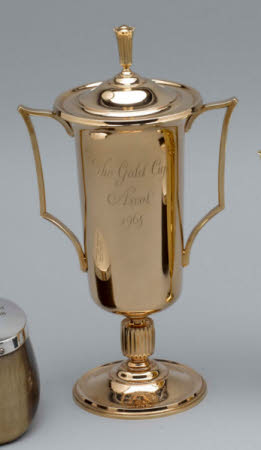 Presentation cup