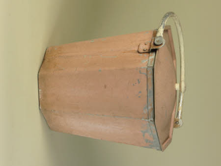 Water bucket