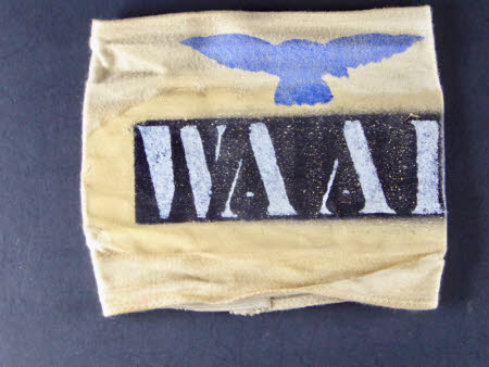 Arm band