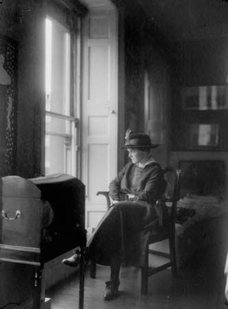 Shaw’s Corner. Reproduced with kind permission of LSE, The National Trust, and The Society of Authors on behalf of the Bernard Shaw Estate © National Trust 