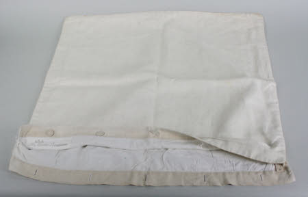 Dust cover