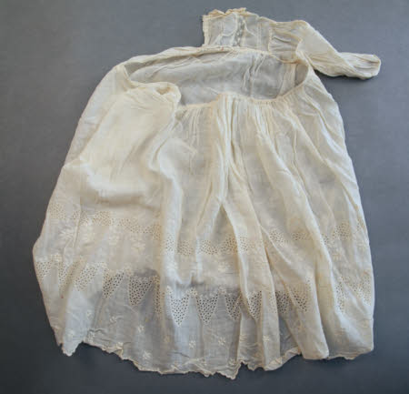 Baby's dress