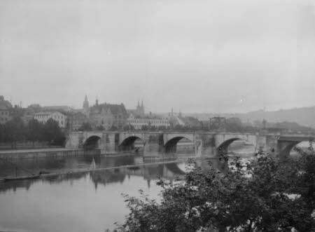 Shaw’s Corner. Reproduced with kind permission of LSE, The National Trust, and The Society of Authors on behalf of the Bernard Shaw Estate © National Trust