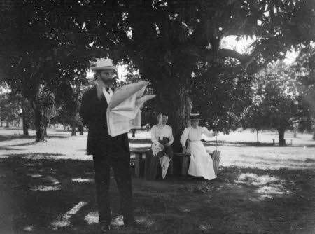 Shaw’s Corner. Reproduced with kind permission of LSE, The National Trust, and The Society of Authors on behalf of the Bernard Shaw Estate © National Trust