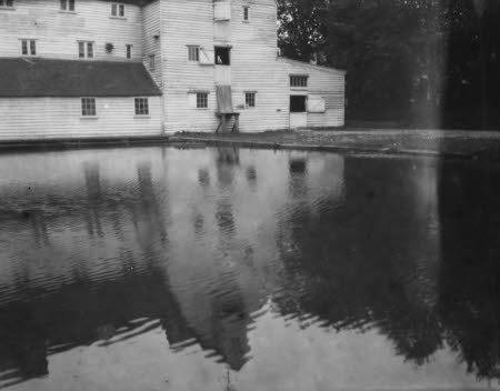 Shaw’s Corner. Reproduced with kind permission of LSE, The National Trust, and The Society of Authors on behalf of the Bernard Shaw Estate © National Trust