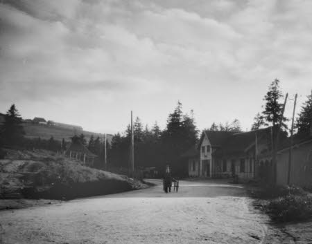 Shaw’s Corner. Reproduced with kind permission of LSE, The National Trust, and The Society of Authors on behalf of the Bernard Shaw Estate © National Trust