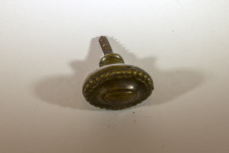 Shutter knob