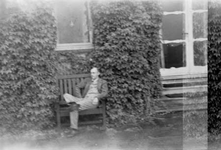 Shaw’s Corner. Reproduced with kind permission of LSE, The National Trust, and The Society of Authors on behalf of the Bernard Shaw Estate © National Trust