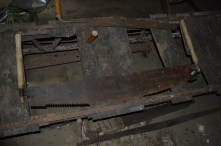 Crosscut saw