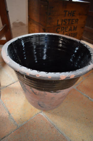 Crock