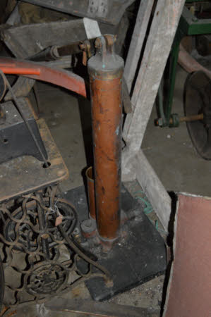 Sprayer pump