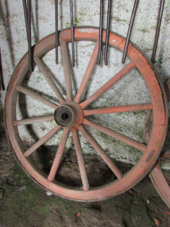Cart wheel
