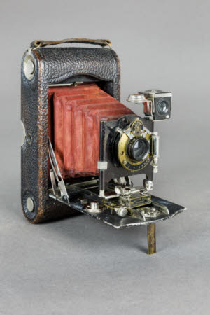 No. 3 Folding Pocket Kodak Model F camera