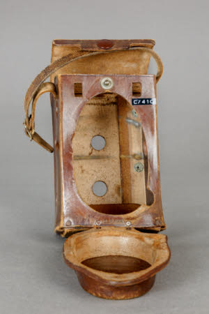 Brown leather camera case for Voigtländer Superb twin-lens reflex camera.