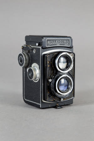 A Rolleicord II Type 4 Twin lens reflex camera.
