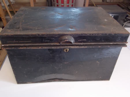Document box