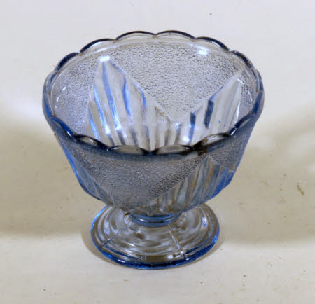 Sundae dish