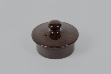 Tea pot lid