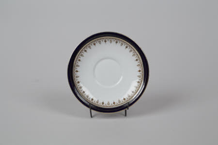 Tea cup saucer