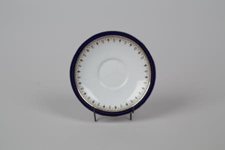 Tea cup saucer