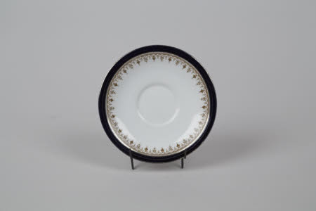 Tea cup saucer