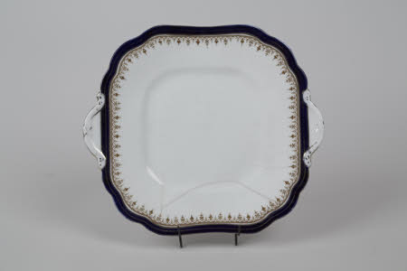 Serving tray