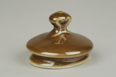 Coffee pot lid